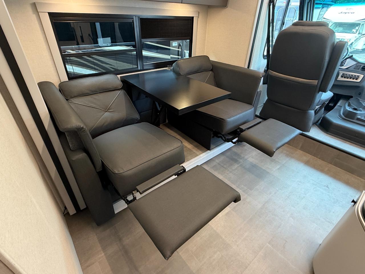 Coachmen 24TBQ TT  2025