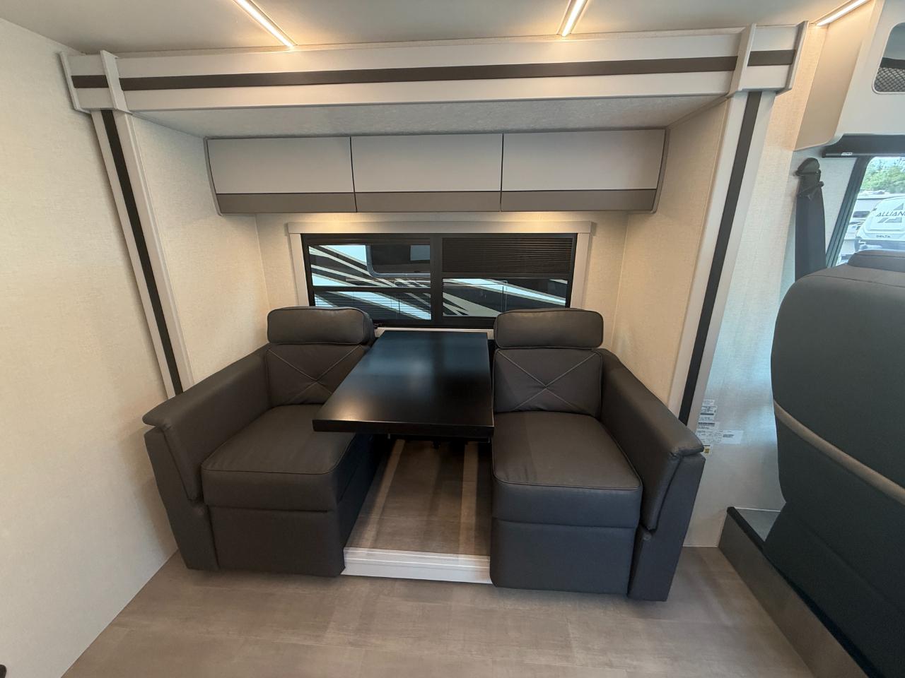 Coachmen 24TBQ TT  2025