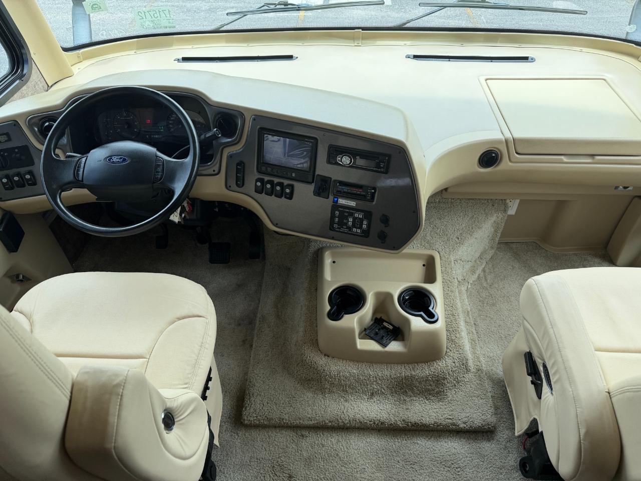 Tiffin Motorhomes Allegro  2012