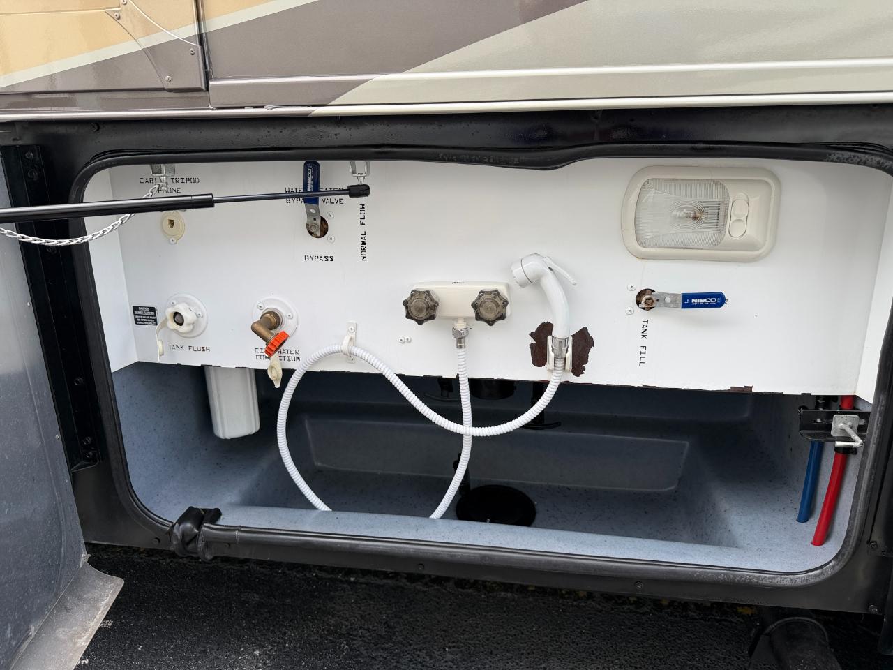 Tiffin Motorhomes Allegro  2012