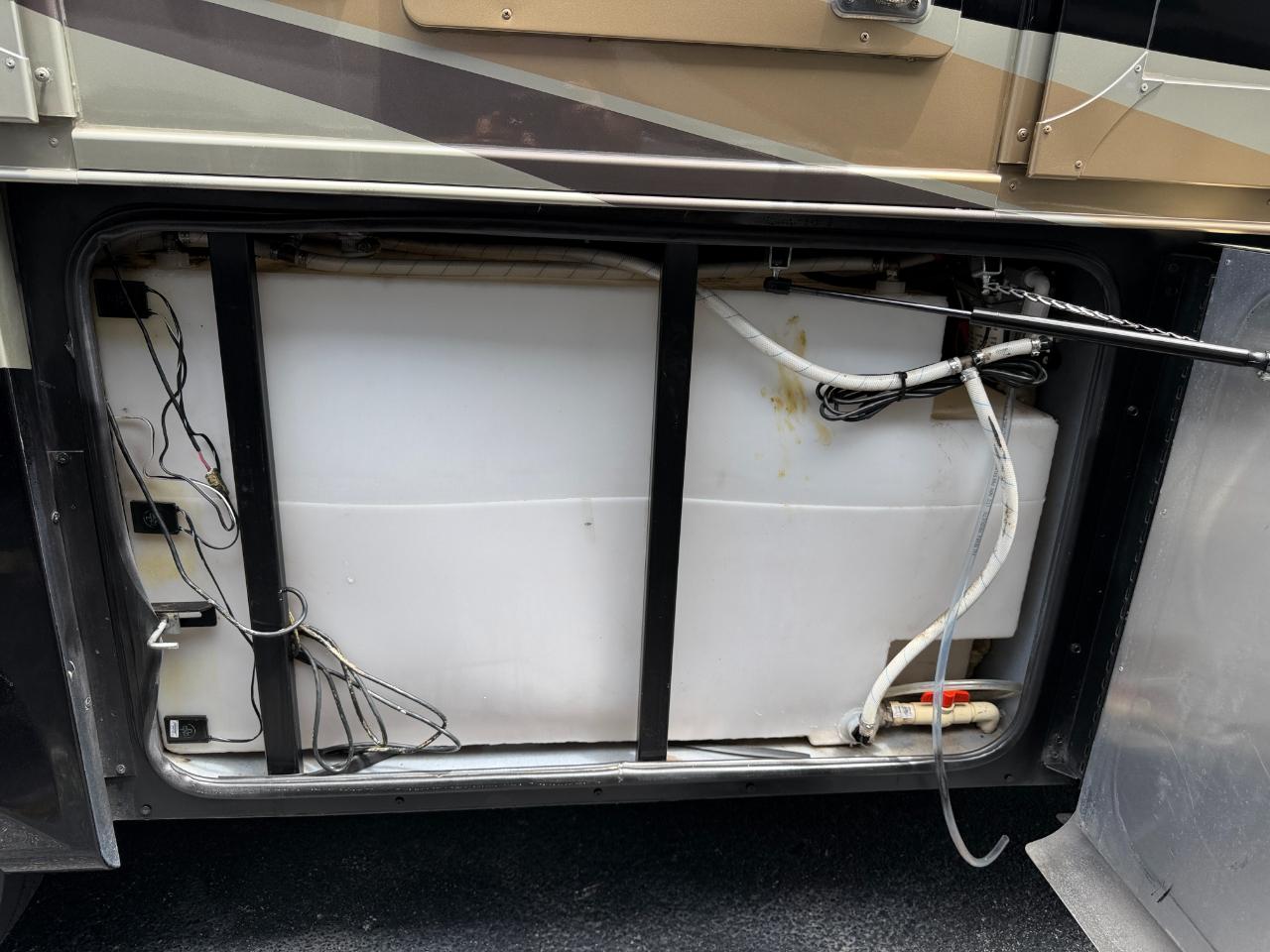 Tiffin Motorhomes Allegro  2012