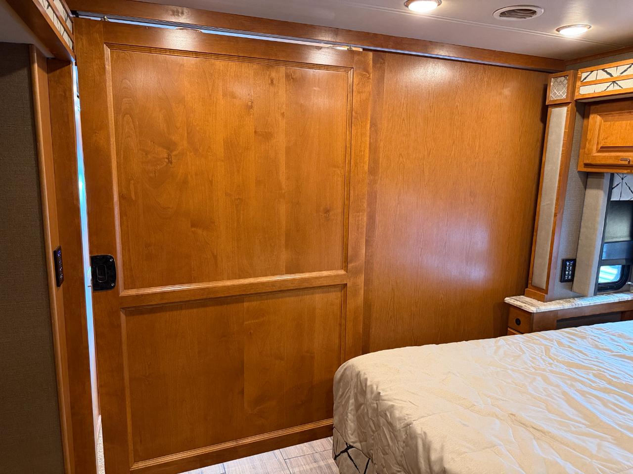 Tiffin Motorhomes Allegro  2019
