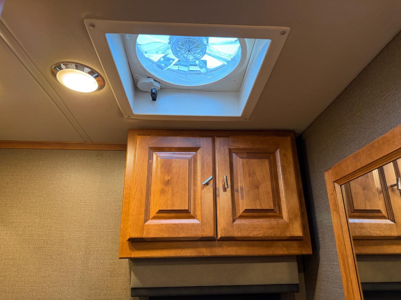 Tiffin Motorhomes Allegro  2019