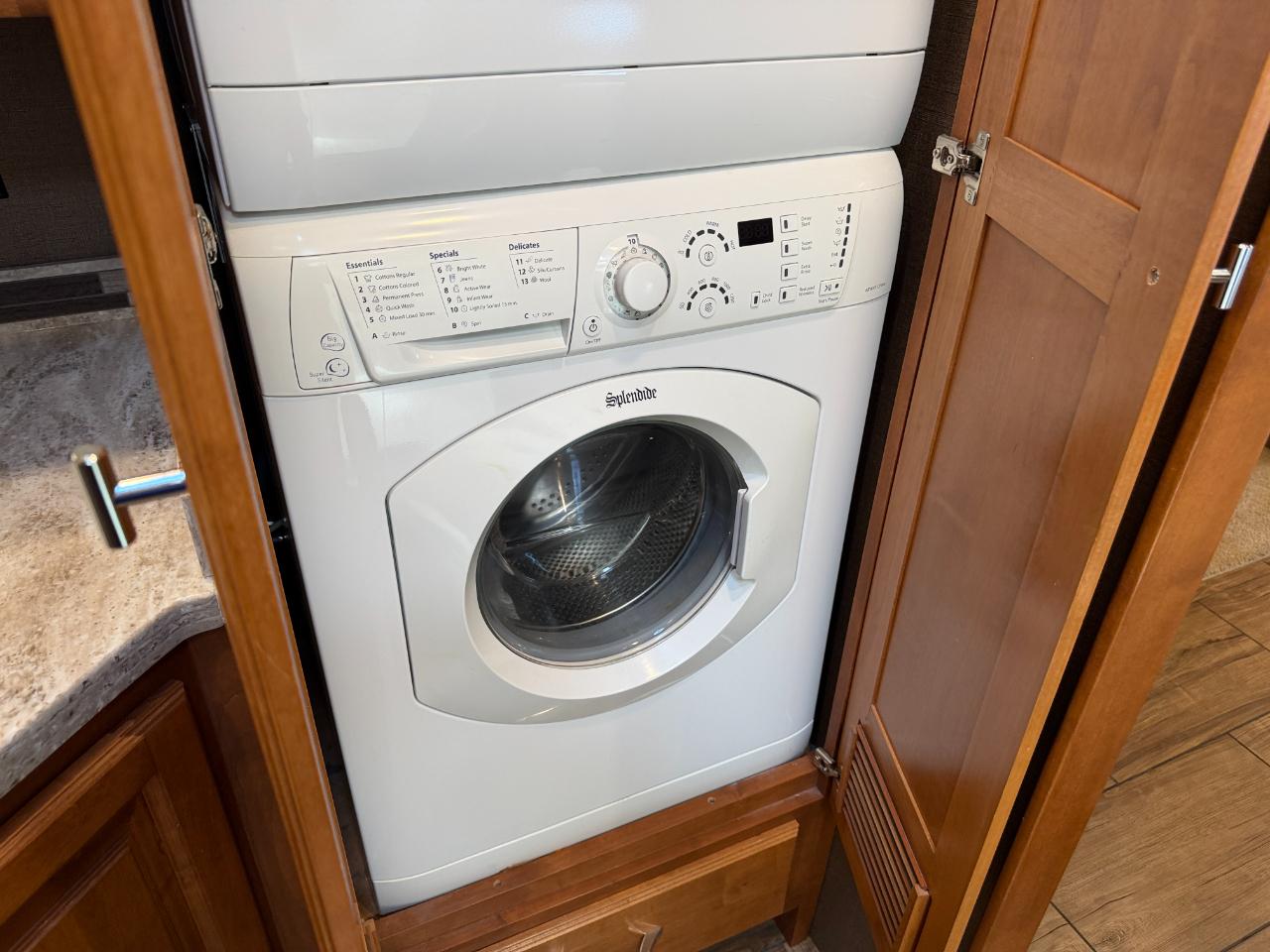 Tiffin Motorhomes Allegro  2019