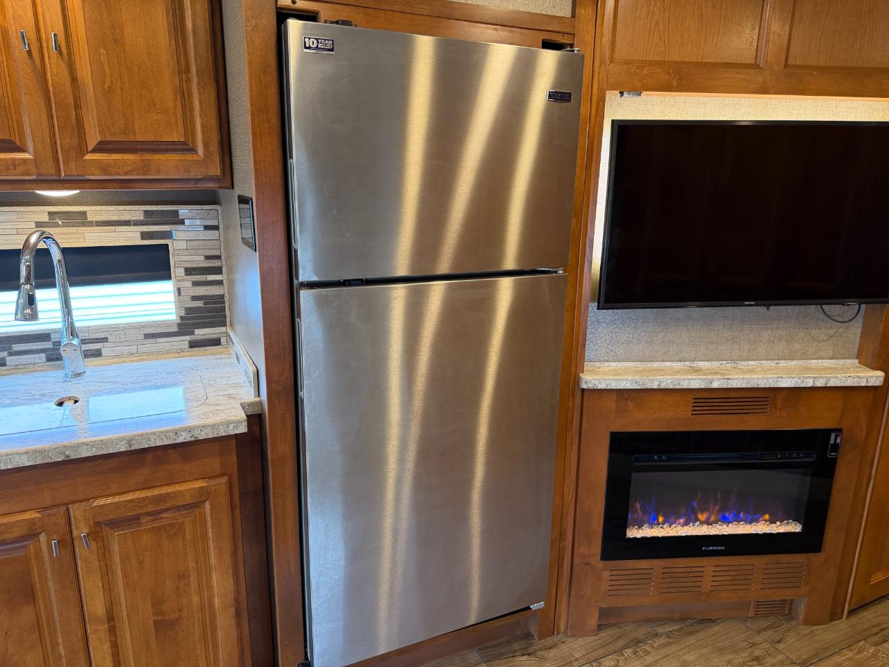 Tiffin Motorhomes Allegro  2019