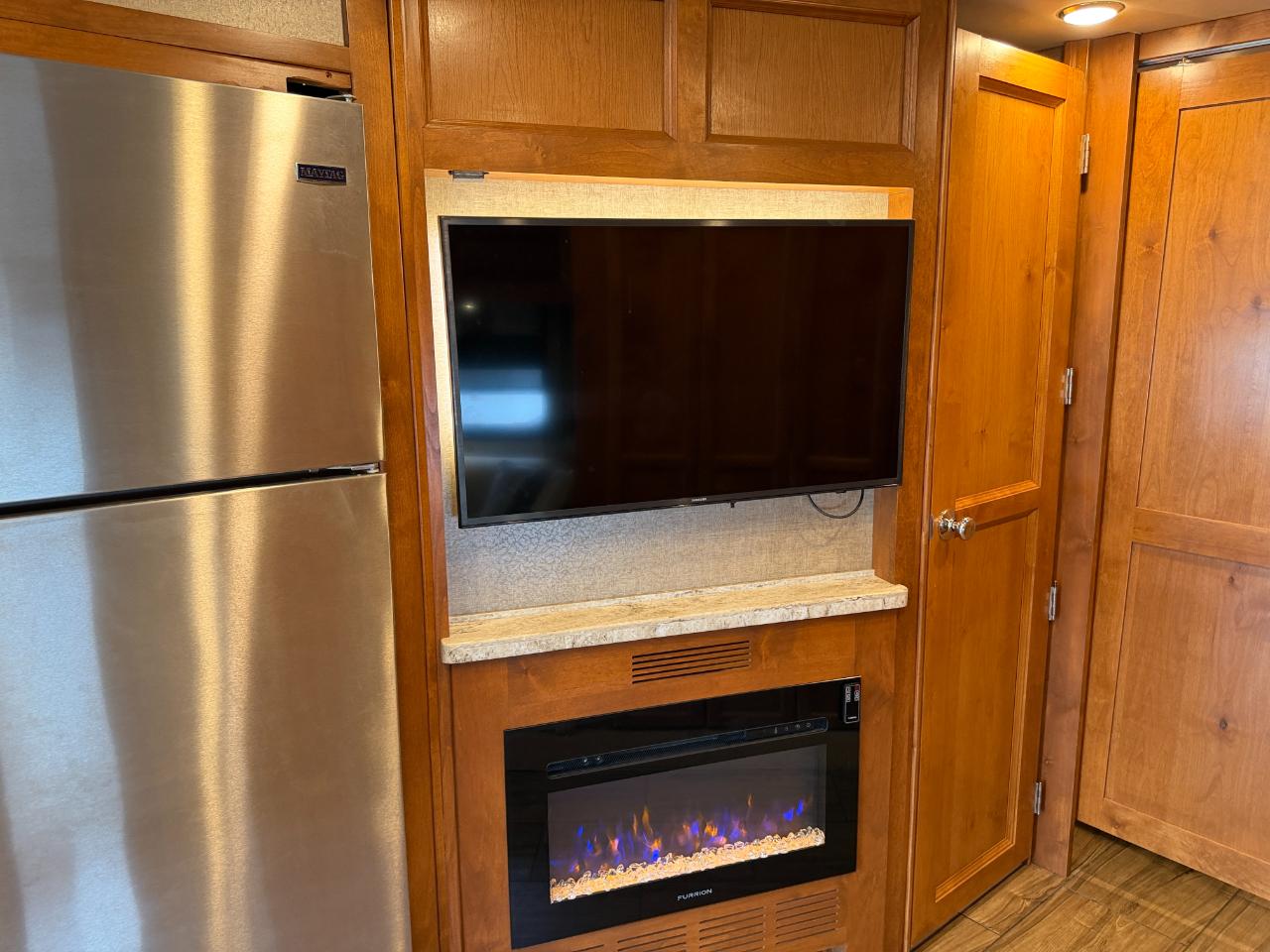 Tiffin Motorhomes Allegro  2019