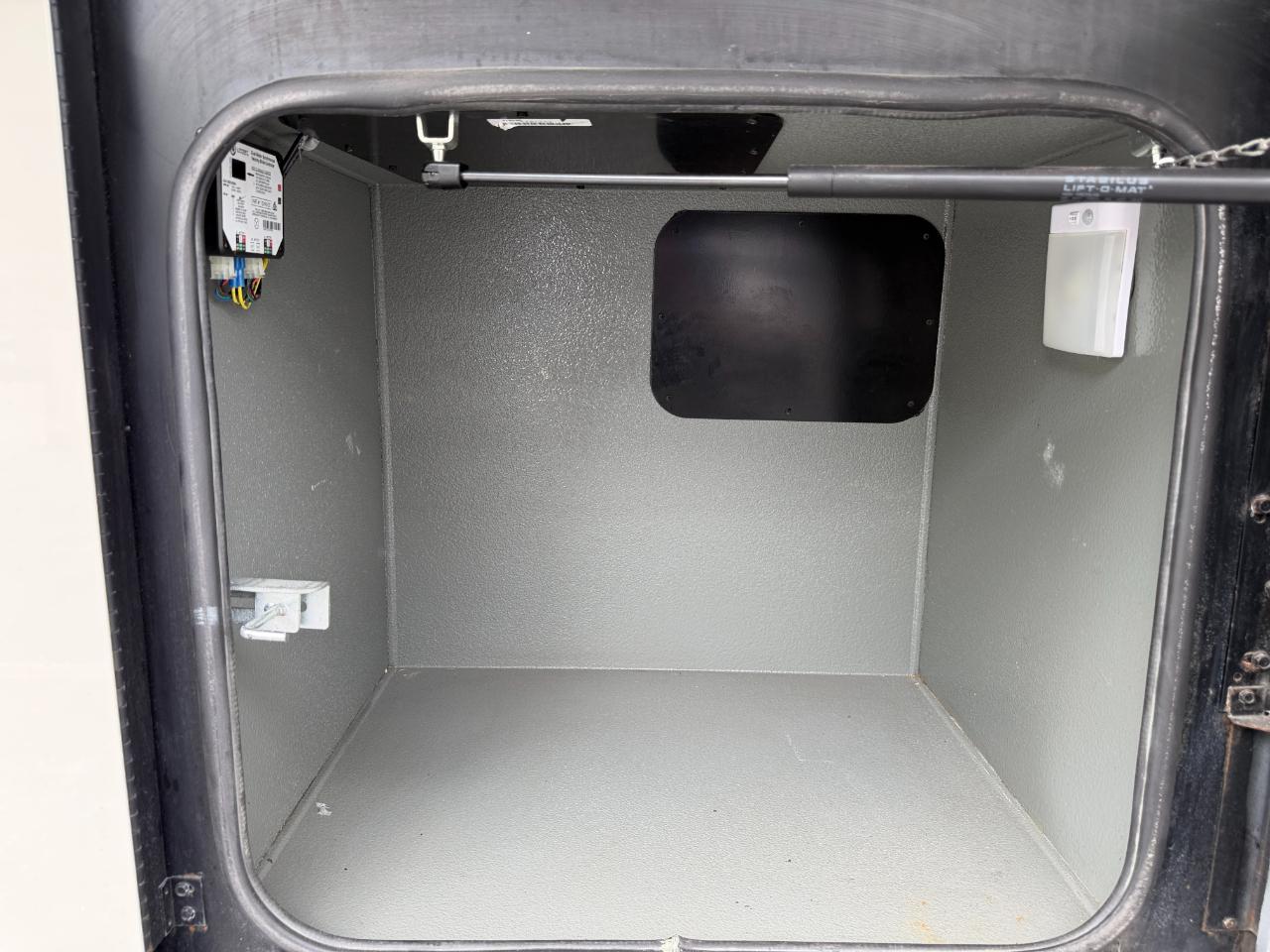 Tiffin Motorhomes Allegro  2019
