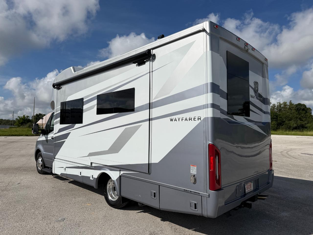 Tiffin Motorhomes Wayfarer  2026