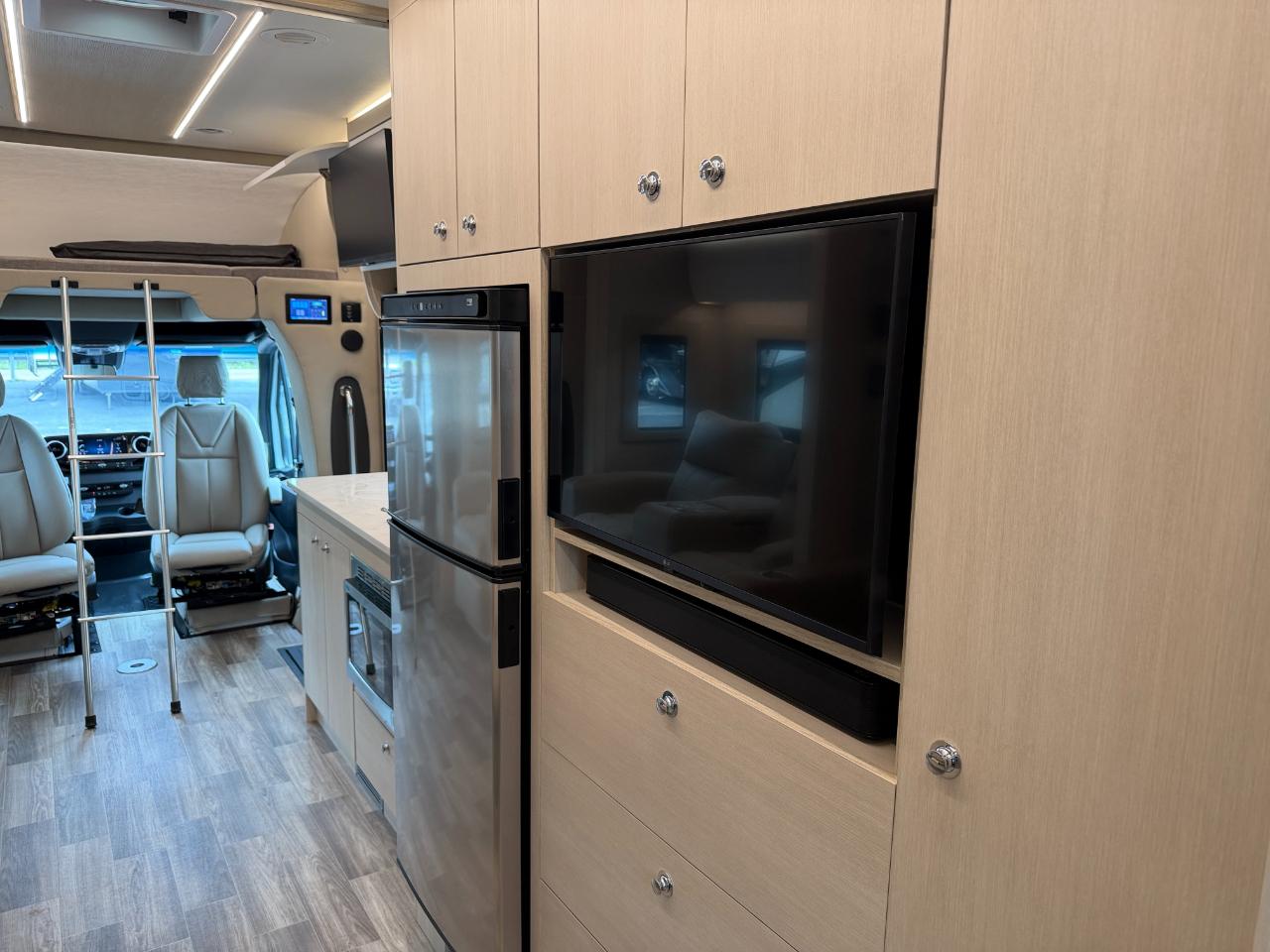 Tiffin Motorhomes Wayfarer  2026