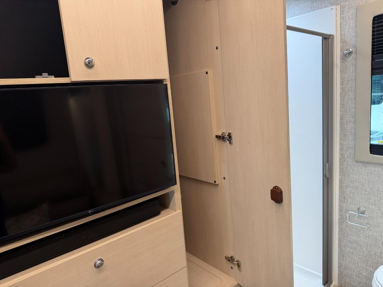 Tiffin Motorhomes Wayfarer  2026