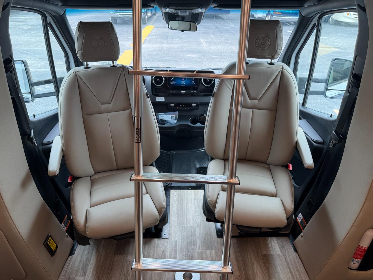 Tiffin Motorhomes Wayfarer  2026