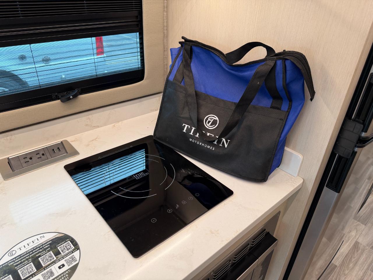 Tiffin Motorhomes Wayfarer  2026