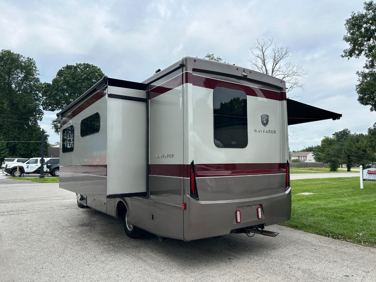 Tiffin Motorhomes Wayfarer  2022