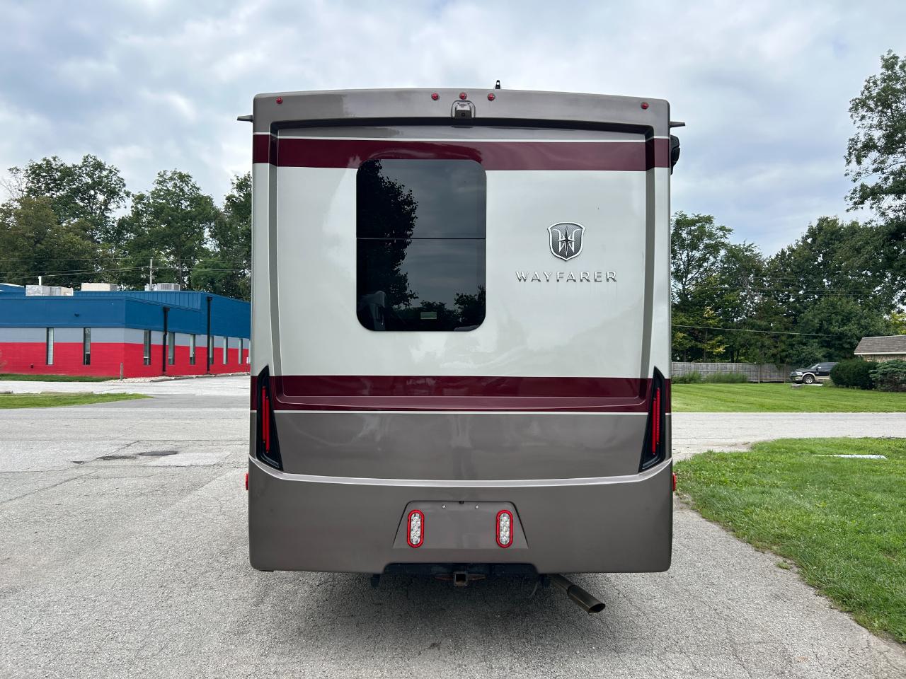 Tiffin Motorhomes Wayfarer  2022