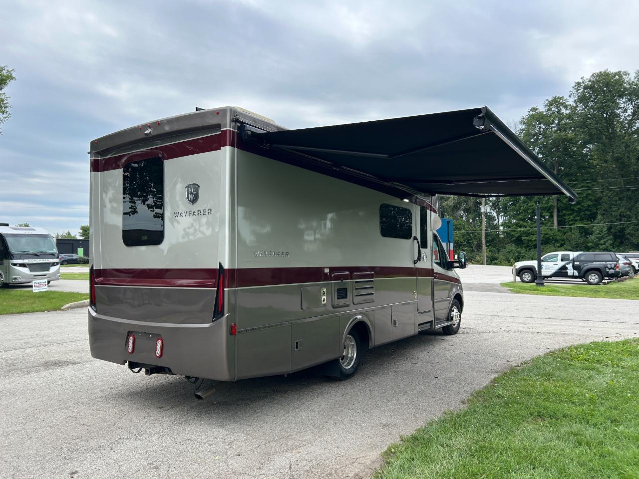 Tiffin Motorhomes Wayfarer  2022