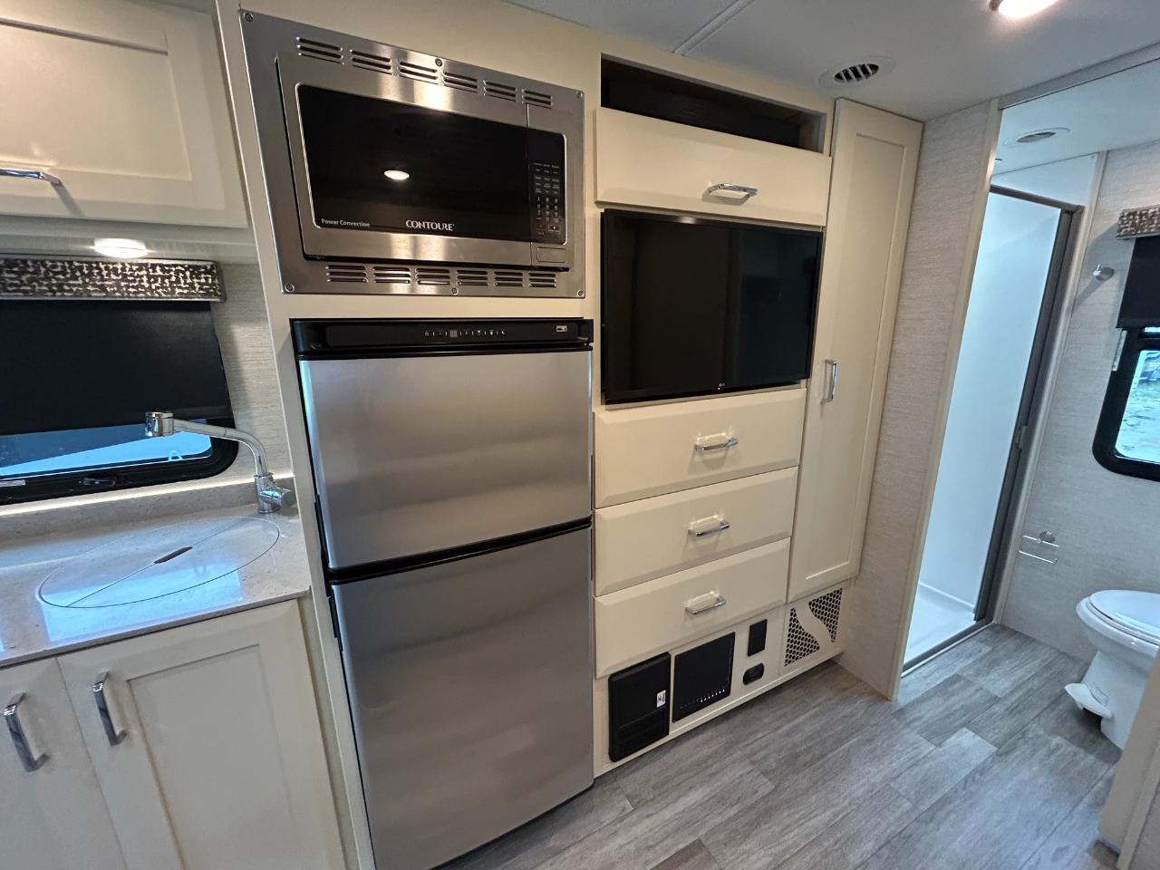 Tiffin Motorhomes Wayfarer  2022