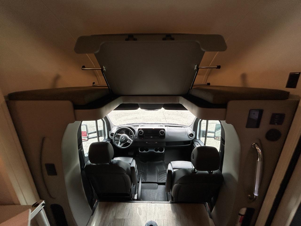 Tiffin Motorhomes Wayfarer  2022