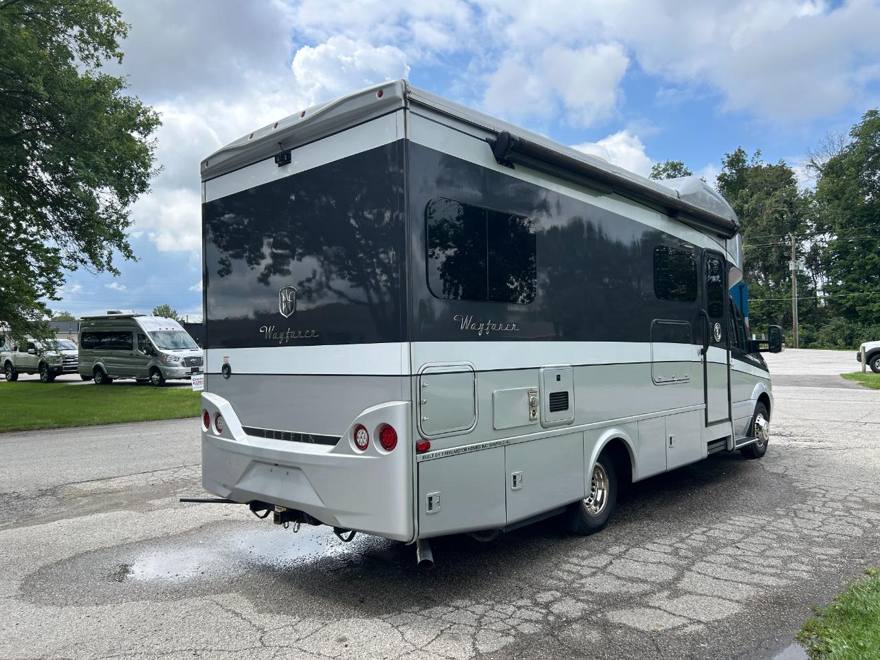 Tiffin Motorhomes Wayfarer  2019