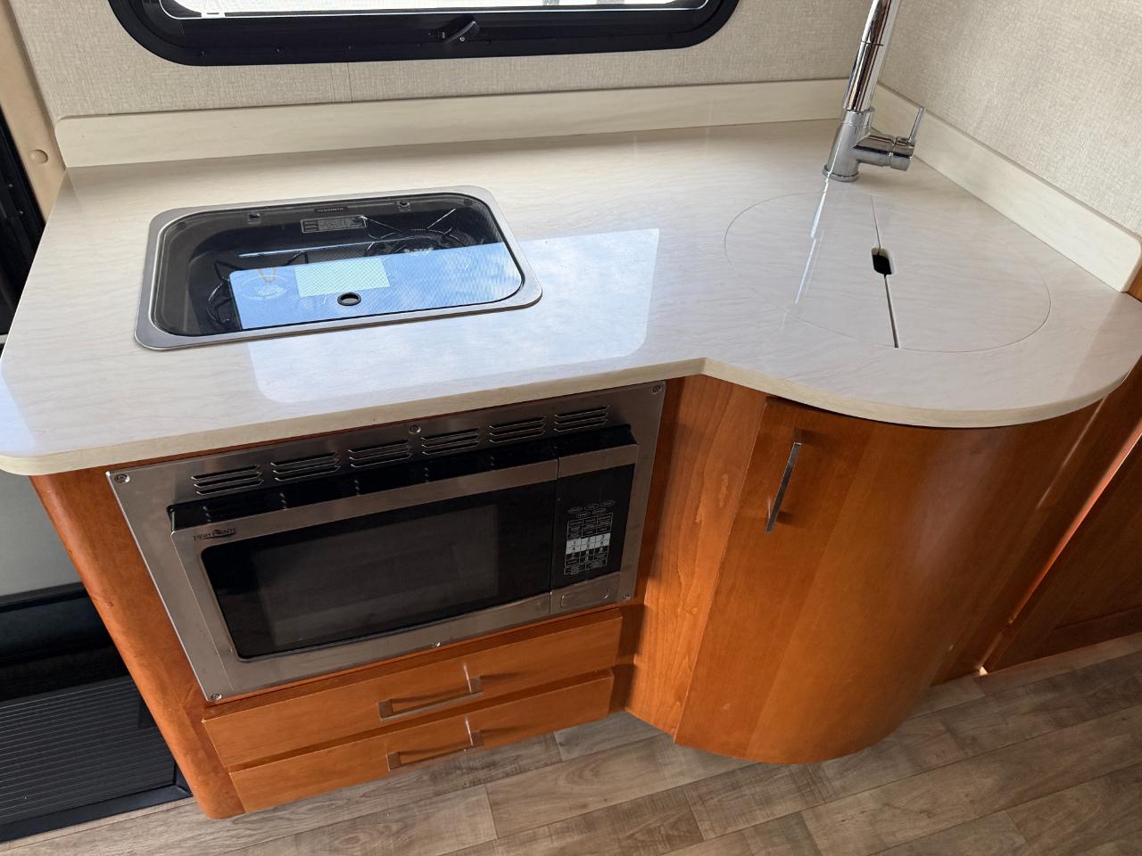 Tiffin Motorhomes Wayfarer  2019