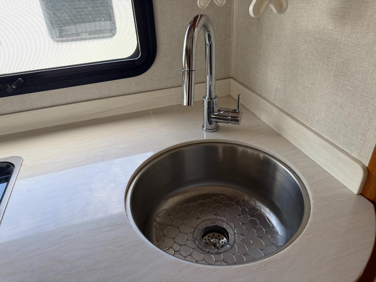 Tiffin Motorhomes Wayfarer  2019