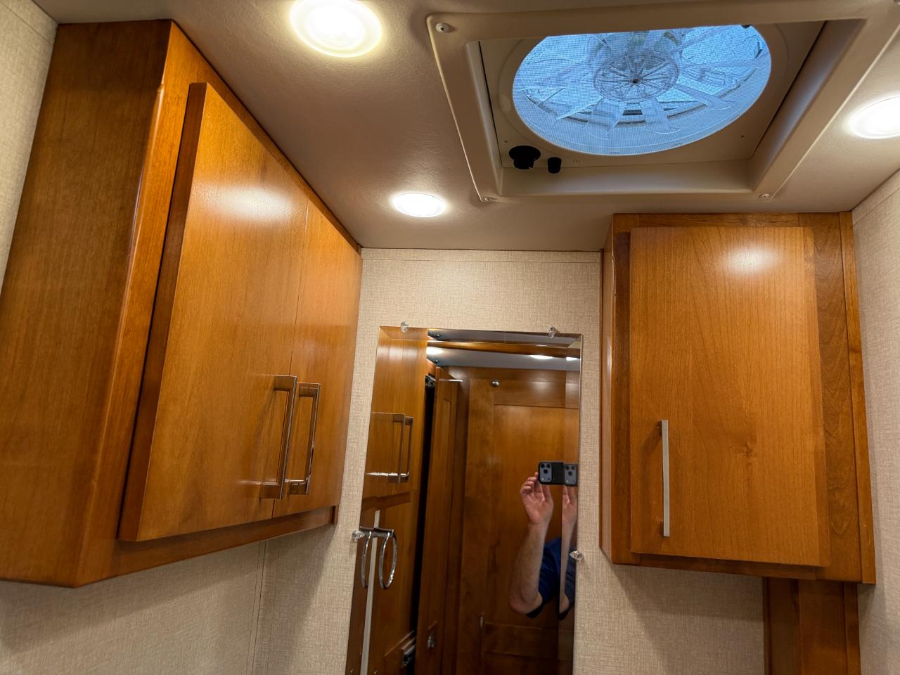 Tiffin Motorhomes Wayfarer  2019