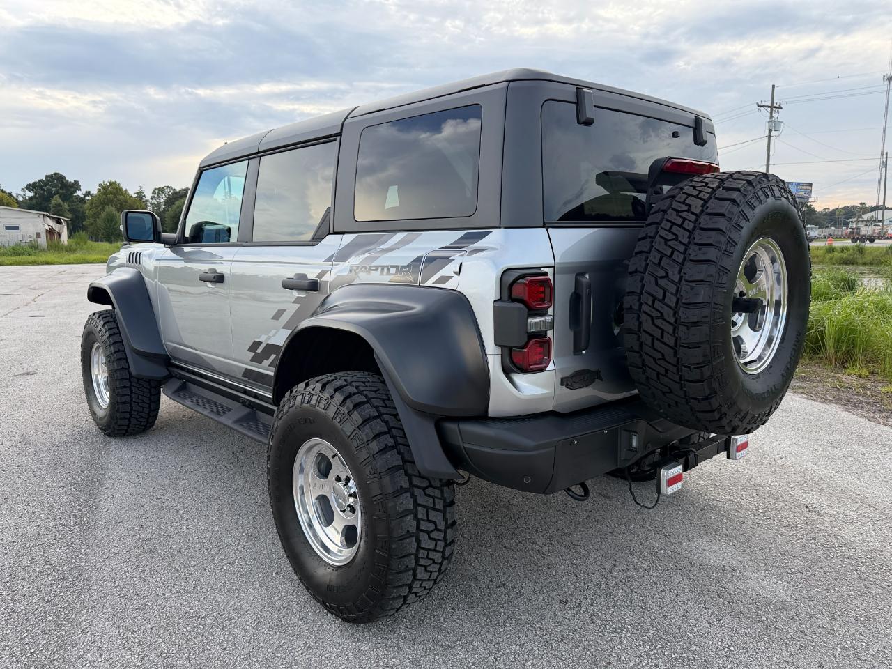 Ford Bronco Raptor 2023