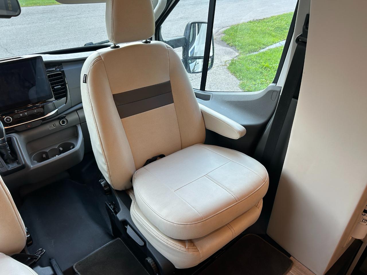 Thor Motor Coach Gemini  2024