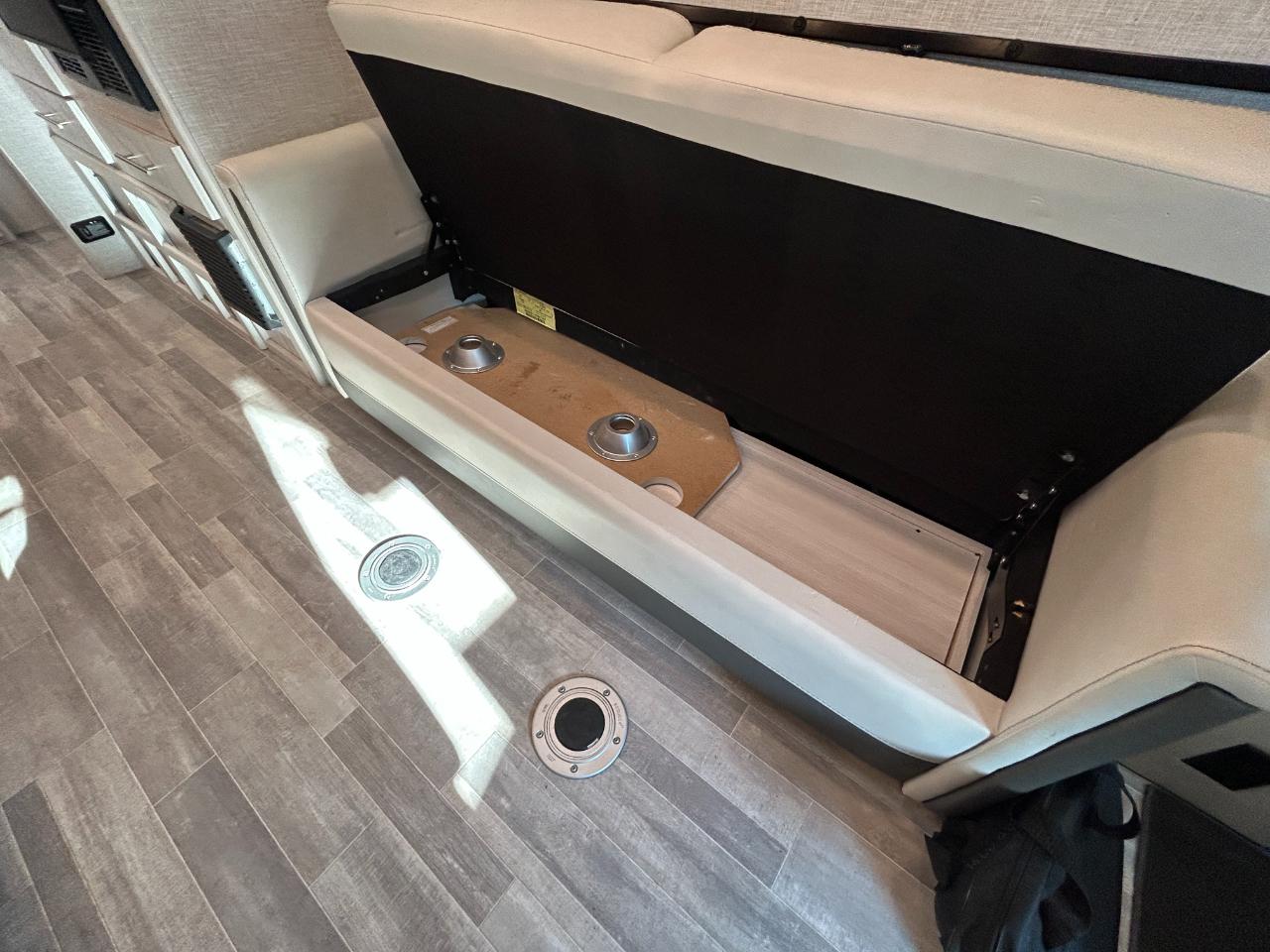 Thor Motor Coach Gemini  2024