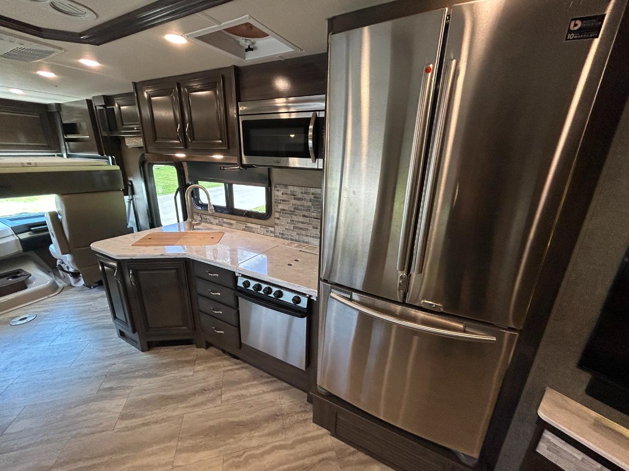 Holiday Rambler Vacationer  2019