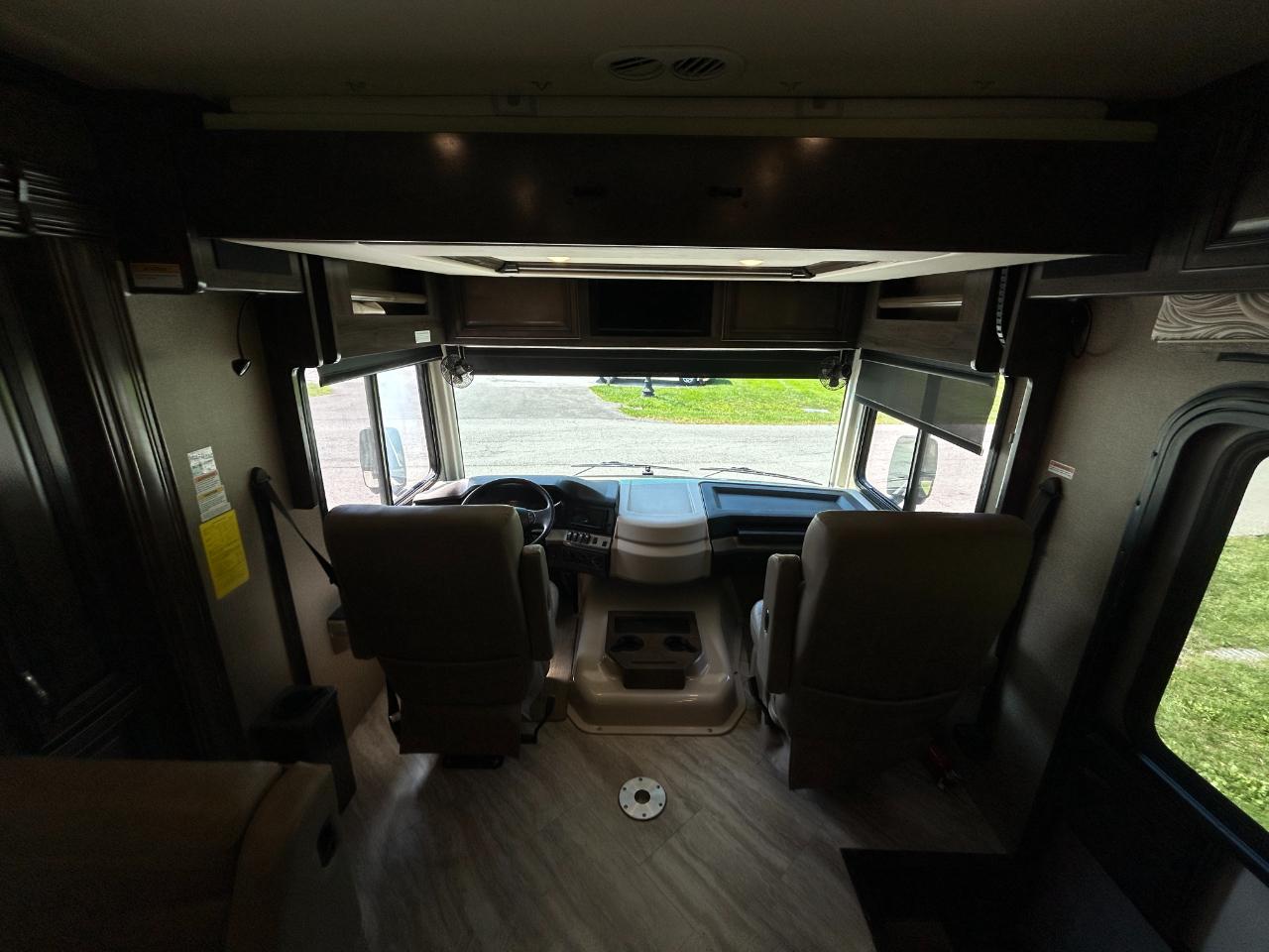 Holiday Rambler Vacationer  2019