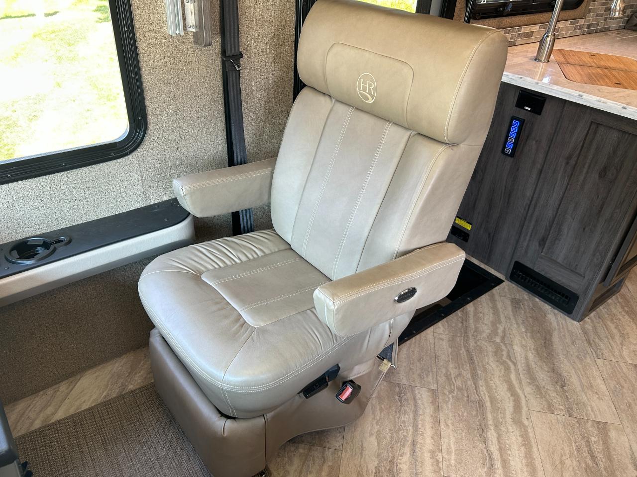 Holiday Rambler Vacationer  2019