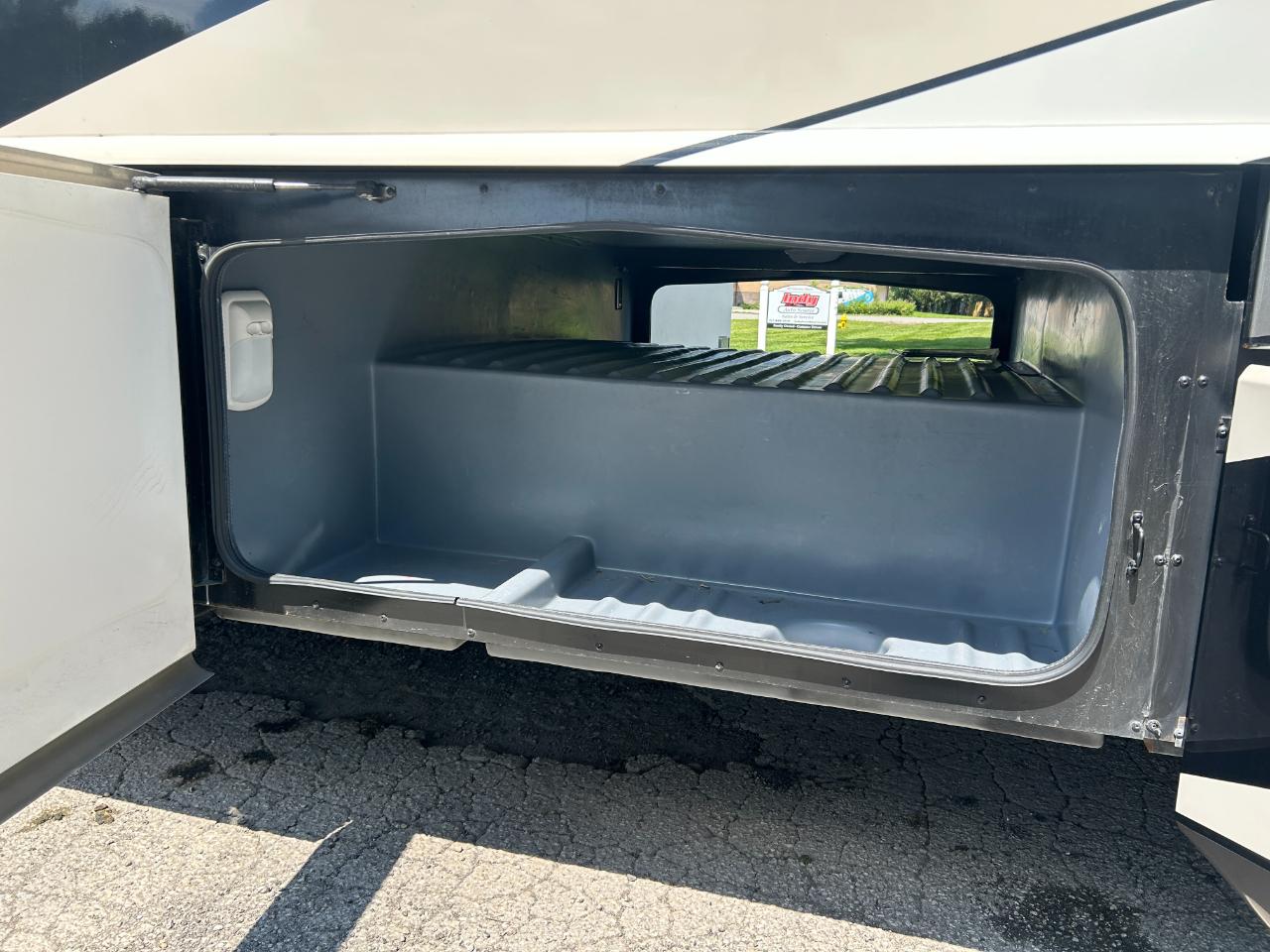 Holiday Rambler Vacationer  2019
