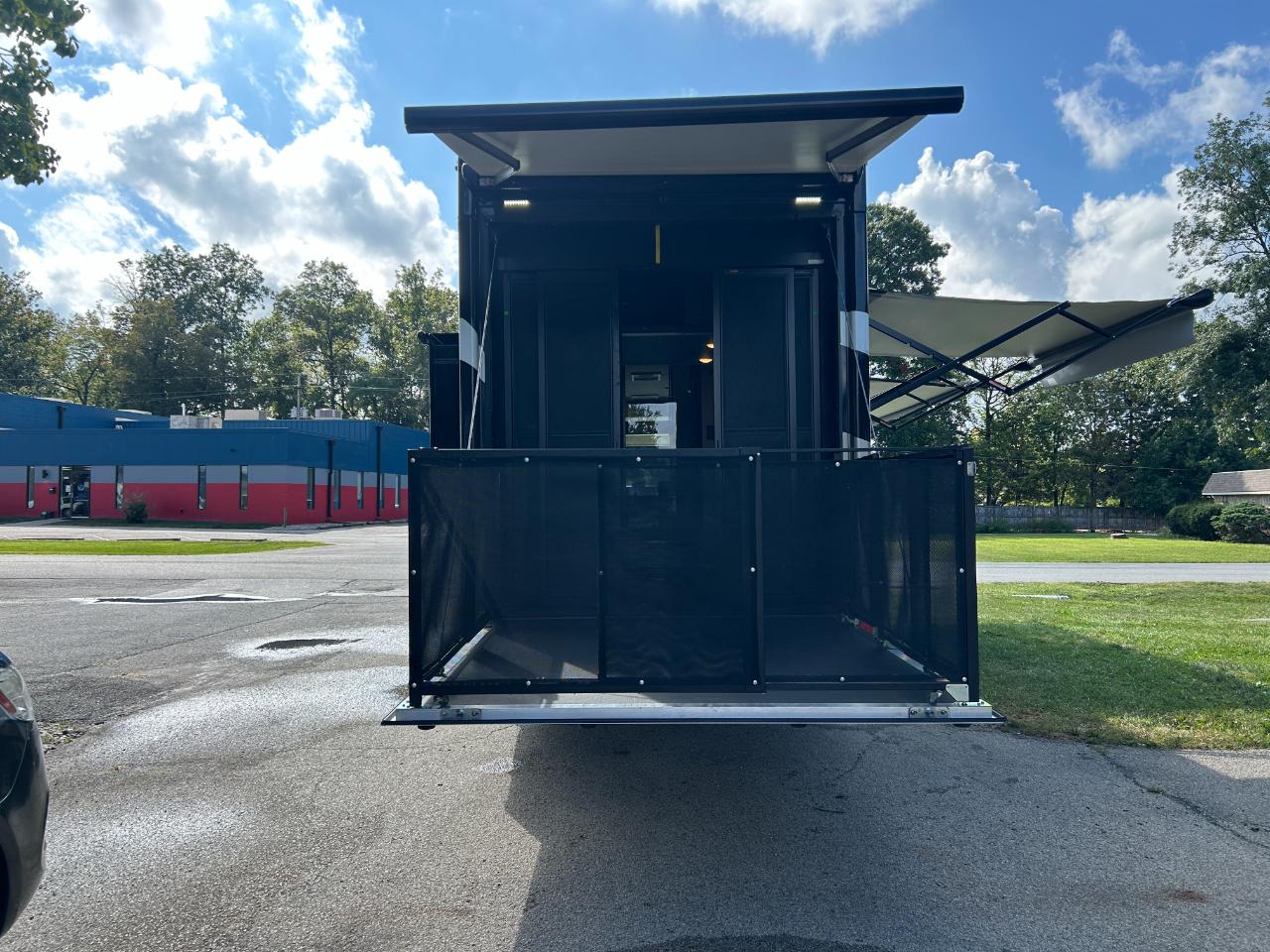Thor Motor Coach Outlaw  2022