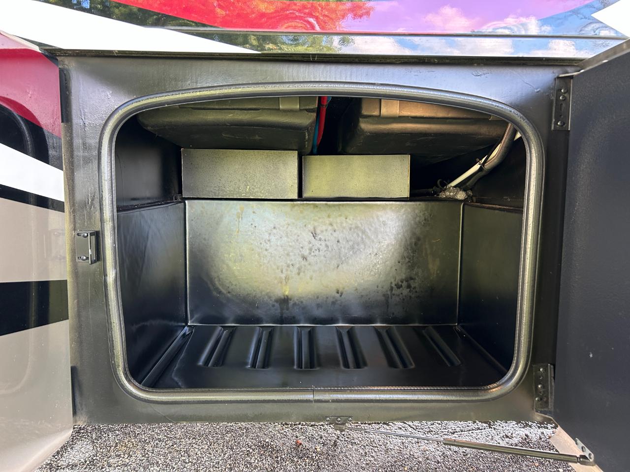 Thor Motor Coach Outlaw  2022