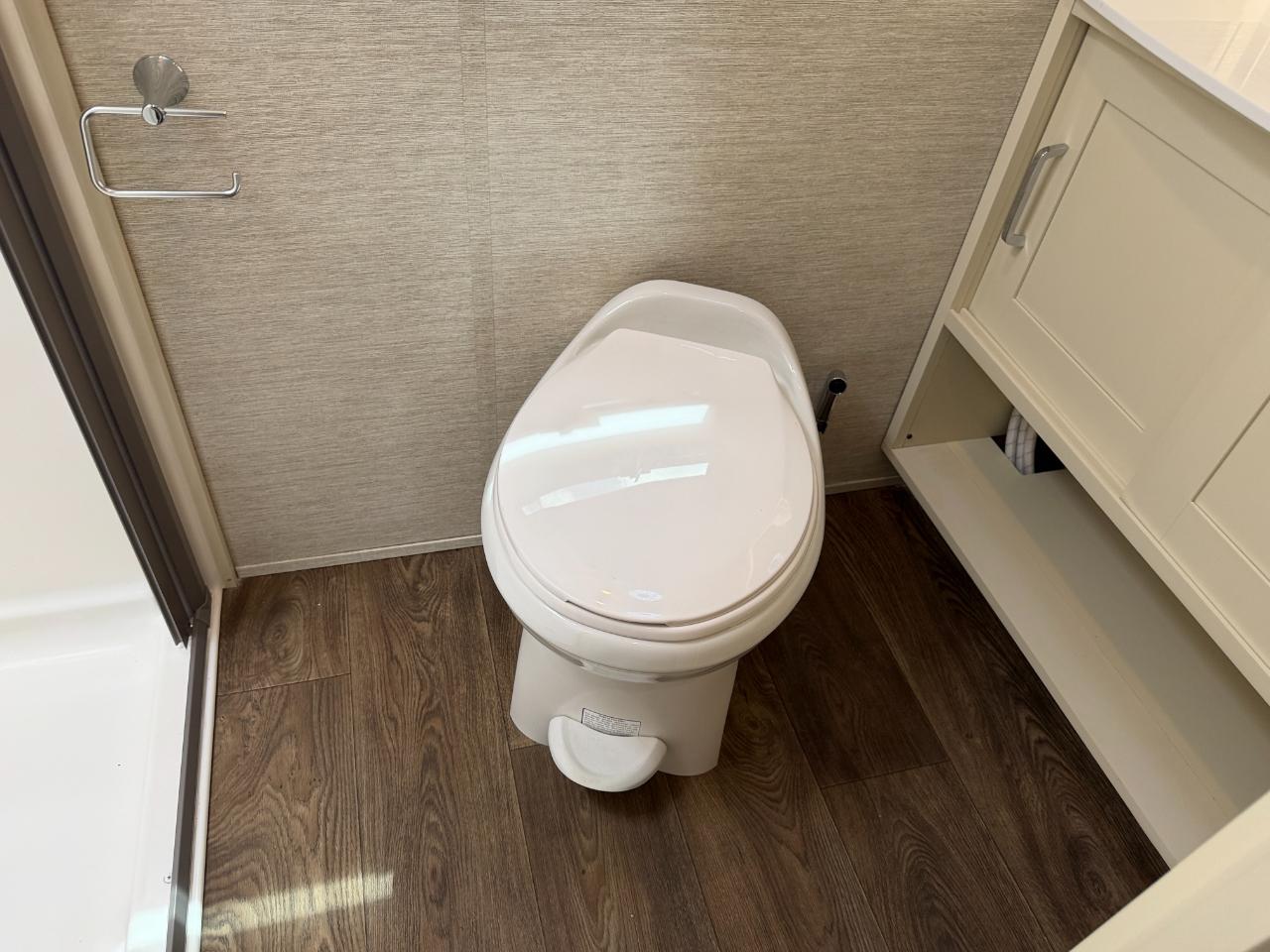 Tiffin Motorhomes Wayfarer  2021