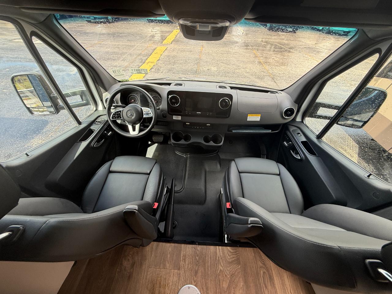 Tiffin Motorhomes Wayfarer  2021
