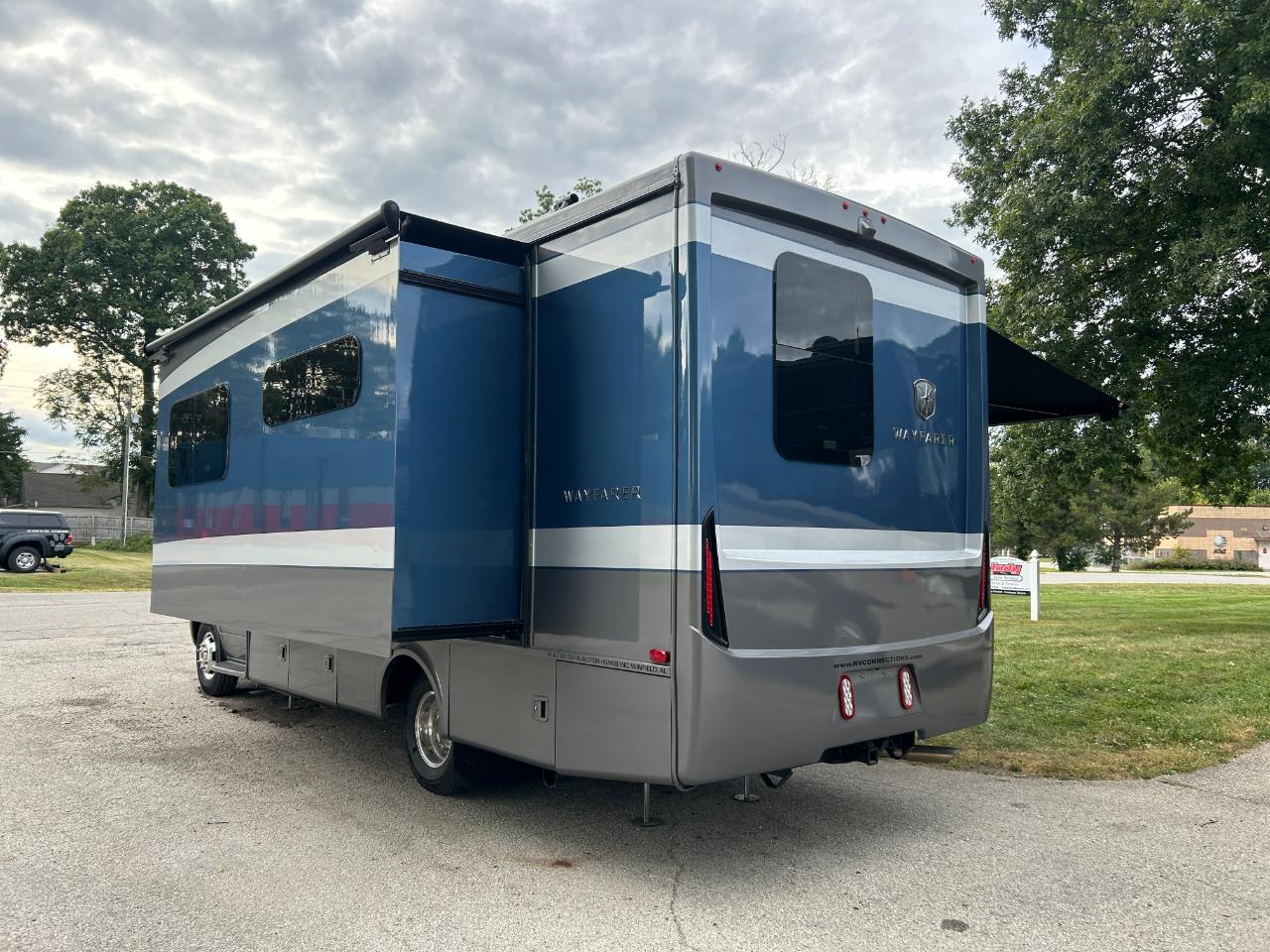 Tiffin Motorhomes Wayfarer  2021