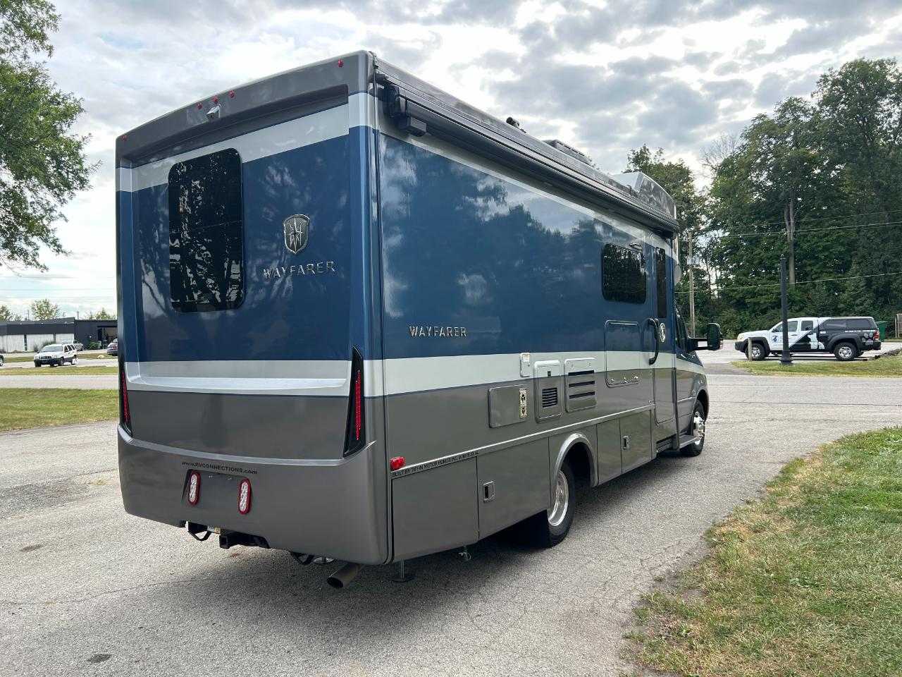 Tiffin Motorhomes Wayfarer  2021