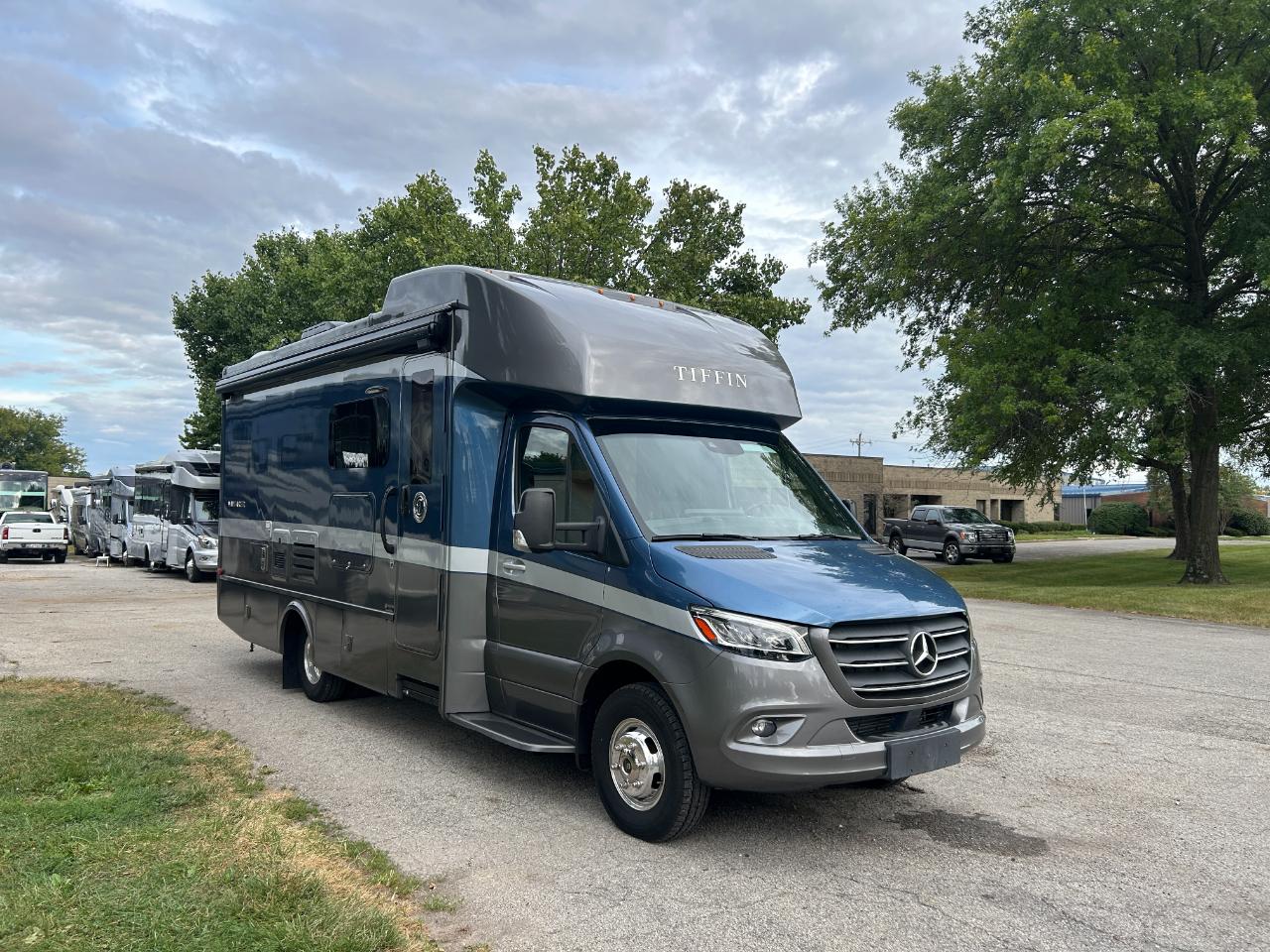Tiffin Motorhomes Wayfarer  2021