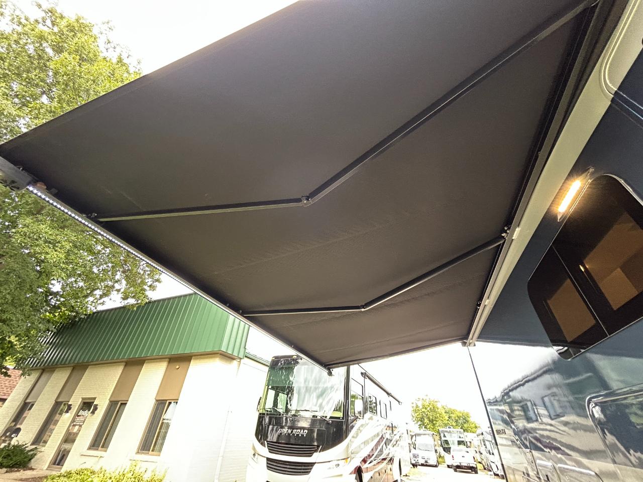 Tiffin Motorhomes Wayfarer  2021