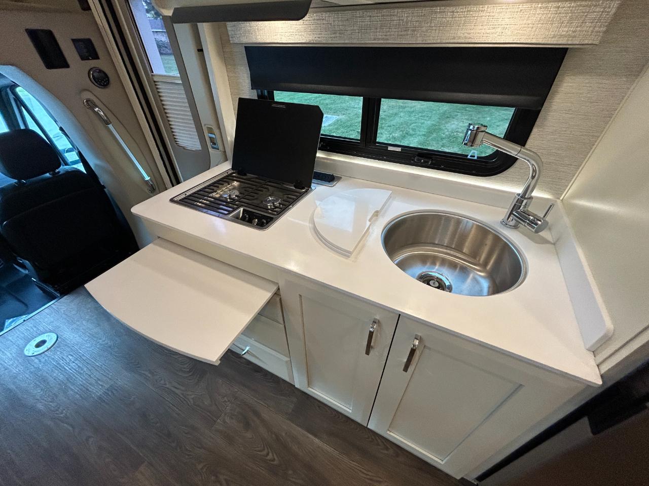 Tiffin Motorhomes Wayfarer  2021