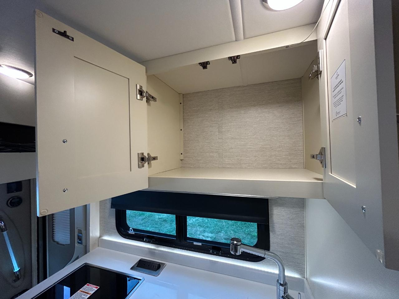 Tiffin Motorhomes Wayfarer  2021
