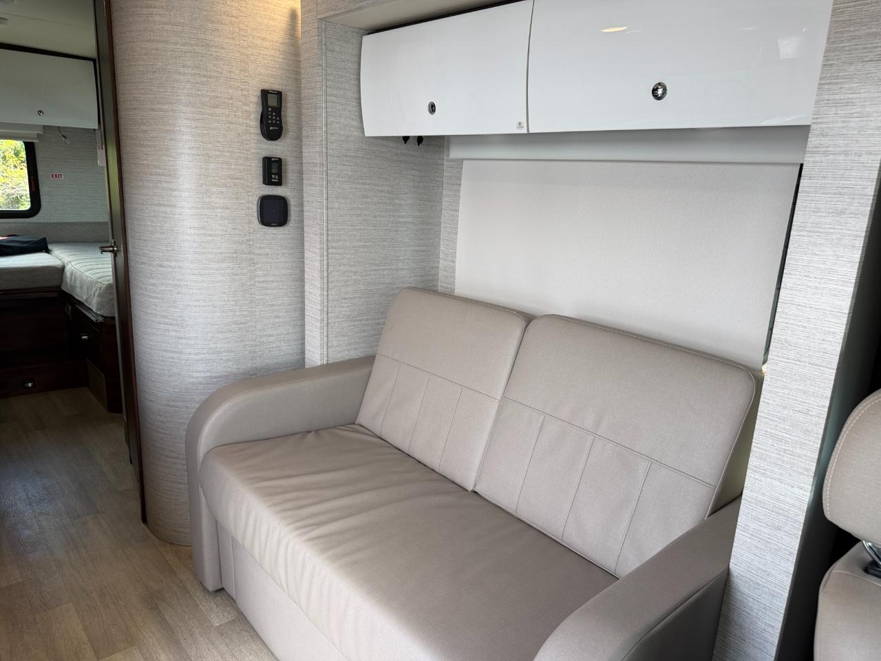 Winnebago View  2022