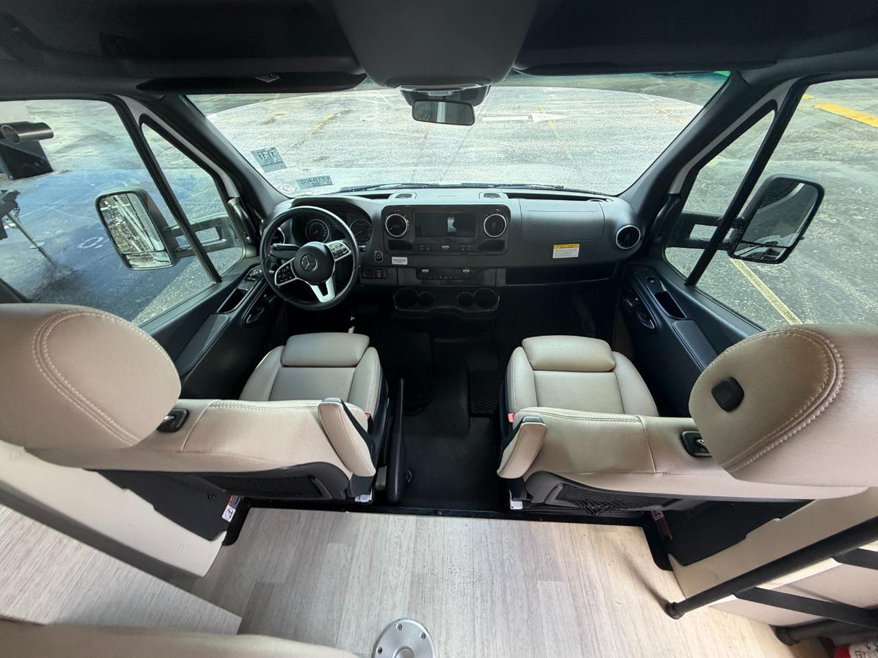 Winnebago View  2022