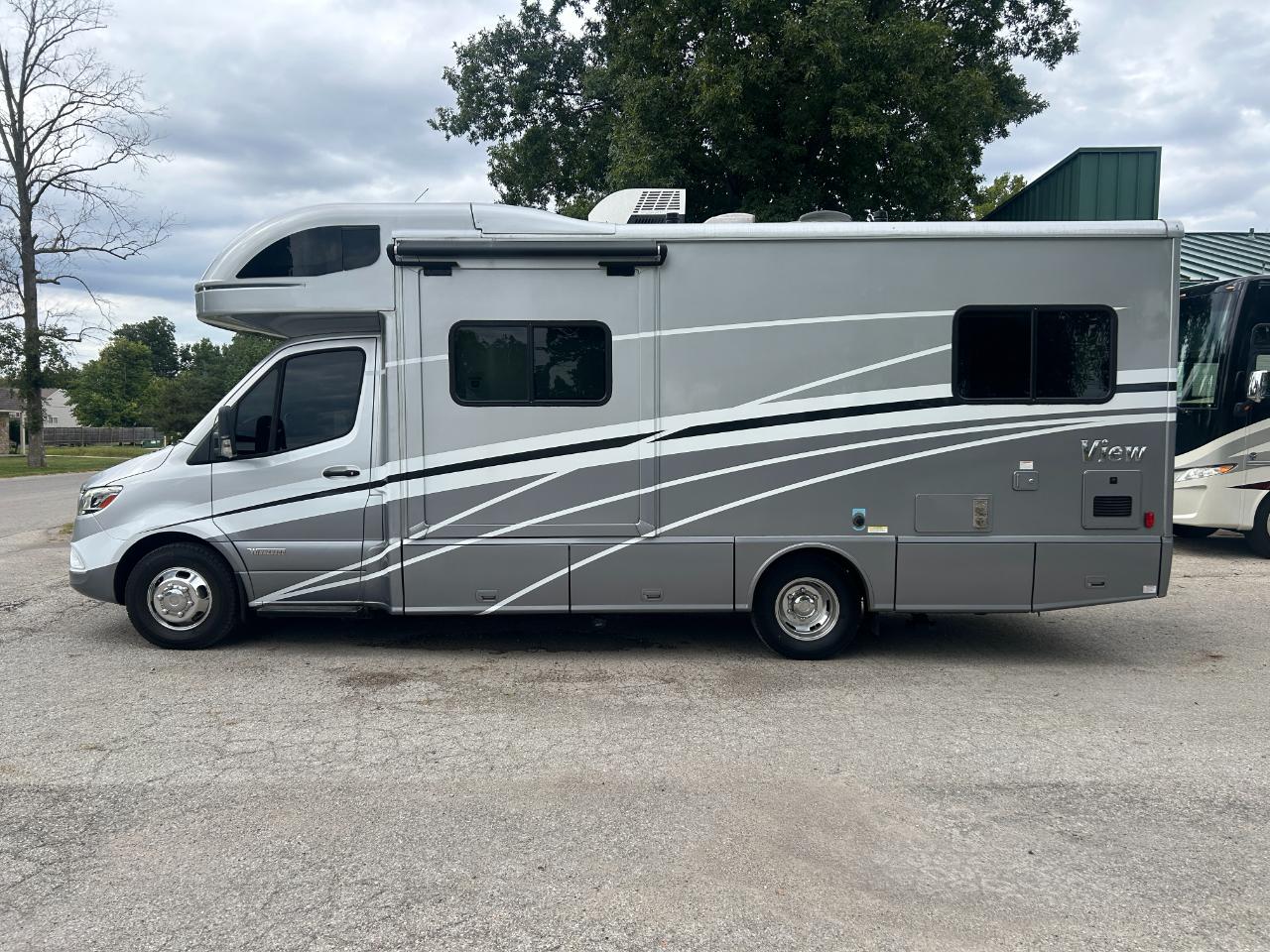 Winnebago View  2022