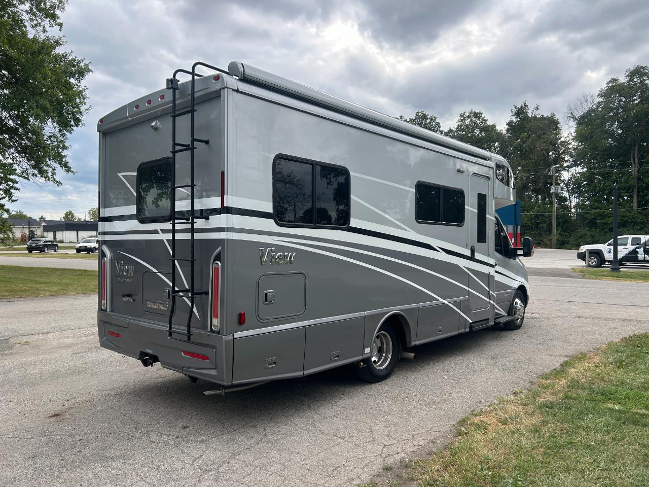 Winnebago View  2022
