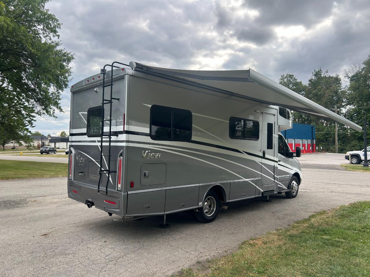 Winnebago View  2022