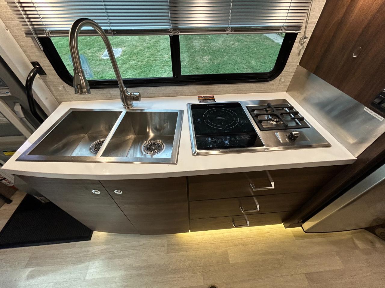Winnebago View  2022