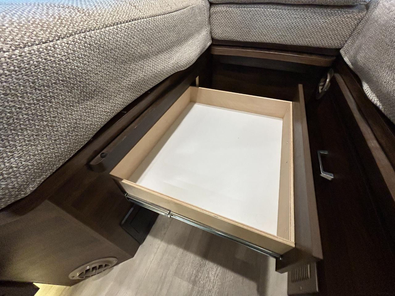 Winnebago View  2022