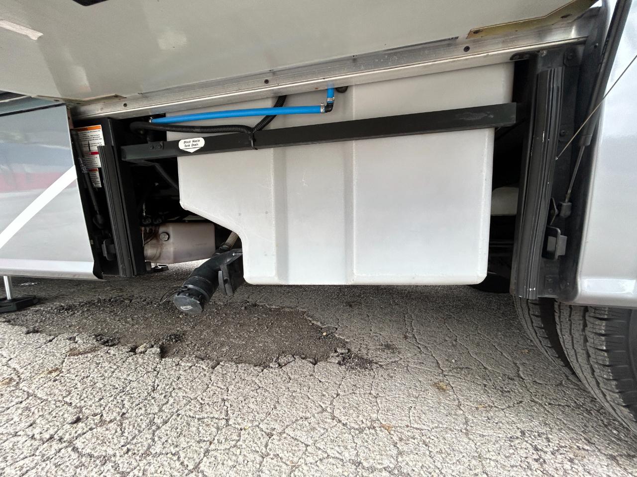 Winnebago View  2022